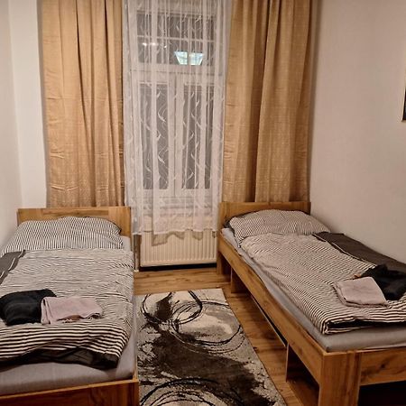 Villa Scs Naehe Винер Нойдорф Екстериор снимка
