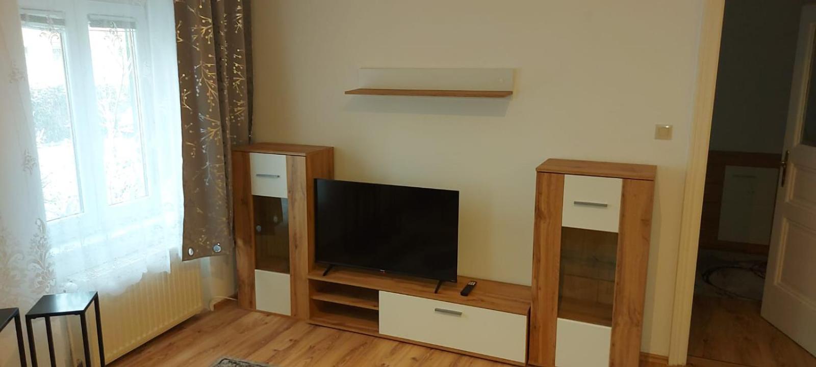 Villa Scs Naehe Винер Нойдорф Екстериор снимка